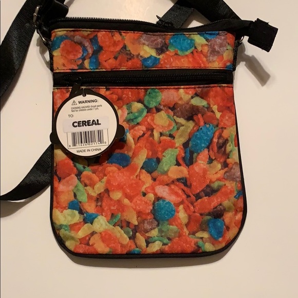 🌵Fruity pebble crossbody bag Sweetz-A-Riffic NWT - Picture 5 of 5